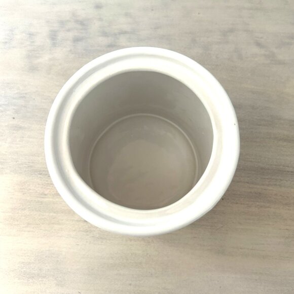 Set of 2 Ceramic Canisters with a painted floral design - Picture 9 of 14